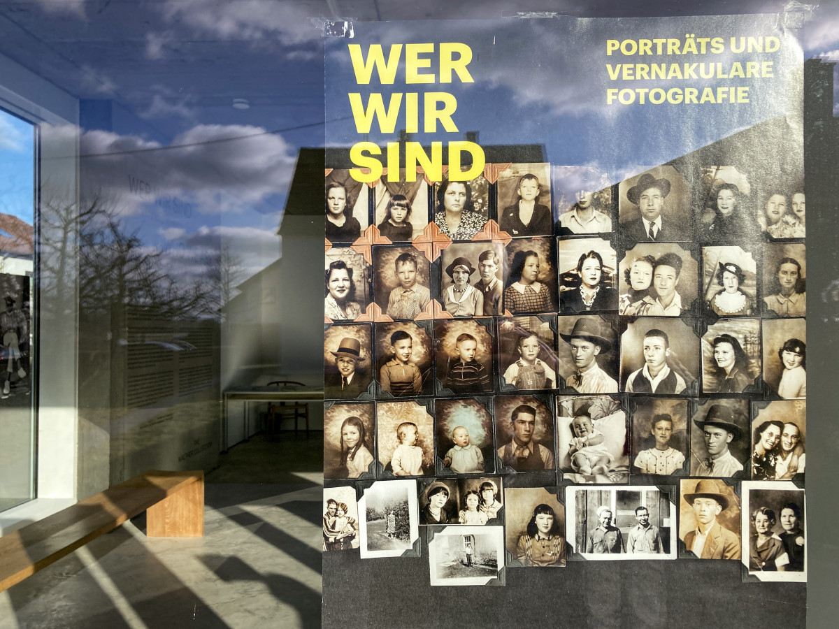 Ausstelung „Wer wir sind“ (Portraits und vernakulare Fotografie) im Stadthaus Ulm