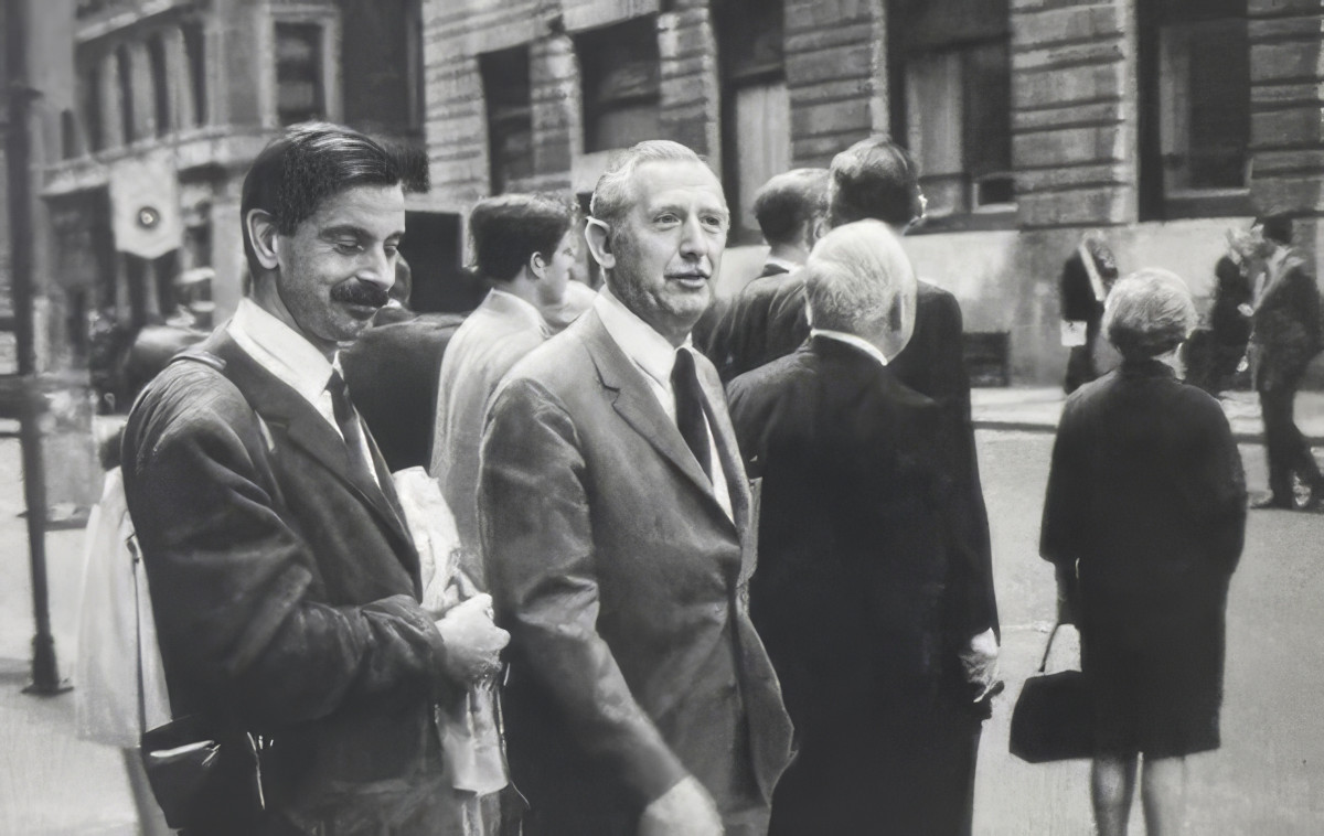 Klaus F. Schmidt mit Aaron Burns, aufgenommen in den 1960er-Jahren – vermutlich zwischen 1965 und 1968.