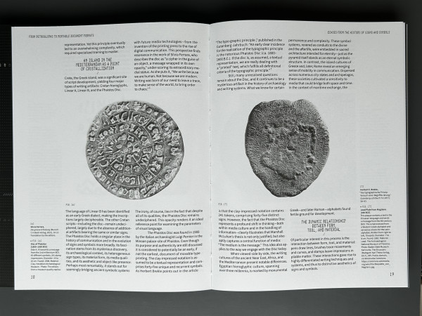 Doppelseite aus dem Einleitungsteil des Buches.