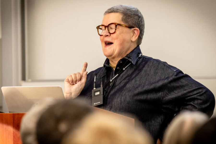 Kathrin Kunkel-Razum