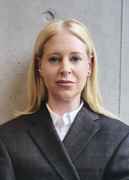 Dr. Madeleine Freund