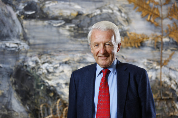 Dr. Peter Haller