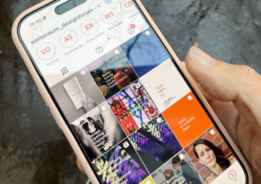 Handy mit Social Media